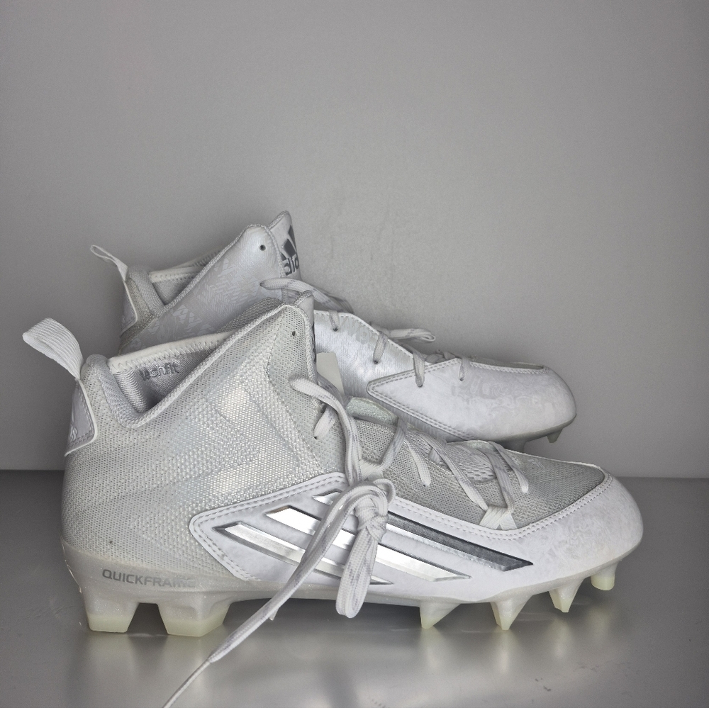 Adidas CrazyQuick 2.0 Mid. Football. Size  M12. New. No box.